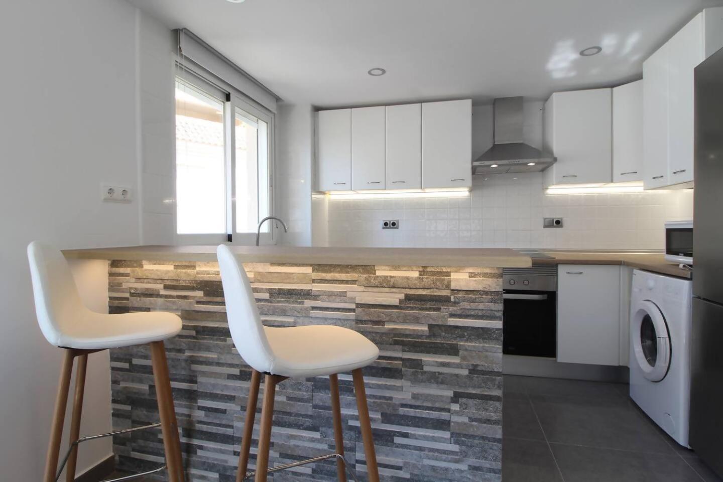 Apartamento Ama Алтеа Екстериор снимка